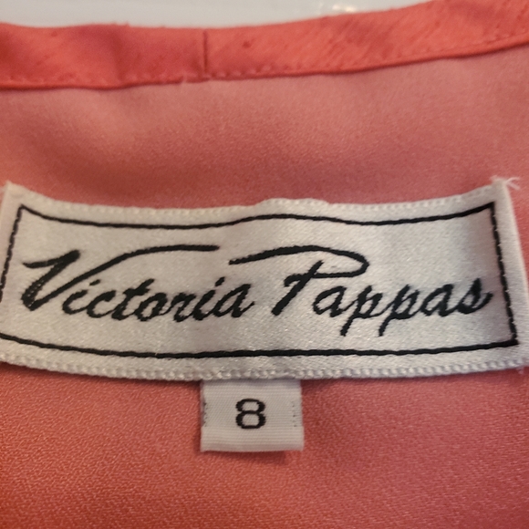 Victoria Pappas coral top size 8 - Picture 2 of 4
